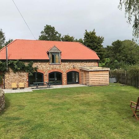 HemyockBurleyhayes Barn - Secluded Devon Hideaway.别墅 外观 照片