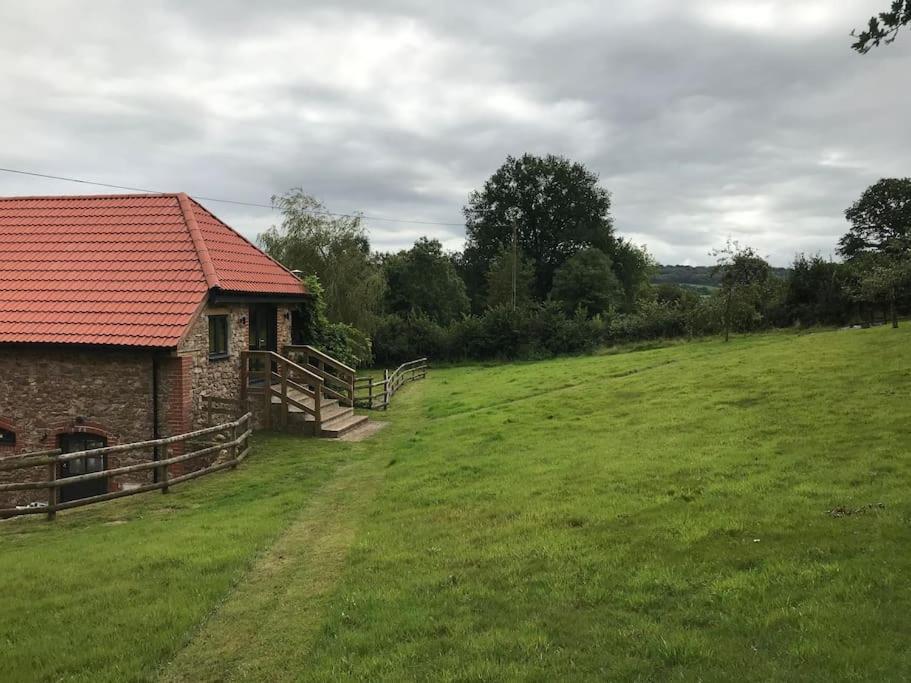 HemyockBurleyhayes Barn - Secluded Devon Hideaway.别墅 外观 照片