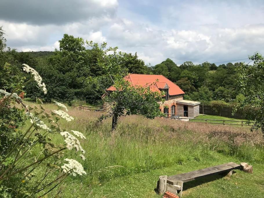 HemyockBurleyhayes Barn - Secluded Devon Hideaway.别墅 外观 照片