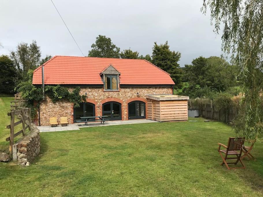 HemyockBurleyhayes Barn - Secluded Devon Hideaway.别墅 外观 照片